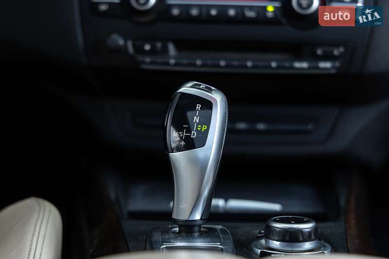 Позашляховик / Кросовер BMW X5 2012 в Луцьку