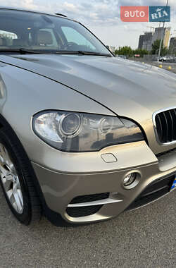 Позашляховик / Кросовер BMW X5 2010 в Києві
