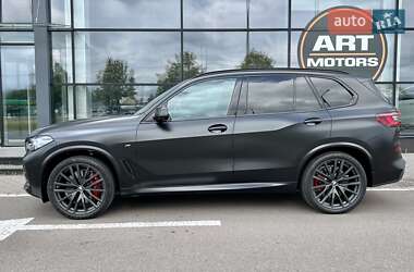 Позашляховик / Кросовер BMW X5 2022 в 