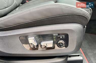 Позашляховик / Кросовер BMW X5 2022 в 
