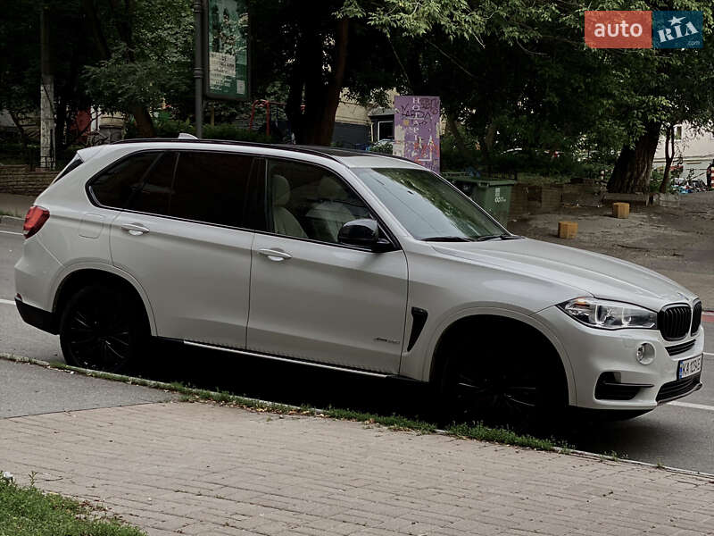 Внедорожник / Кроссовер BMW X5 2015 в Киеве