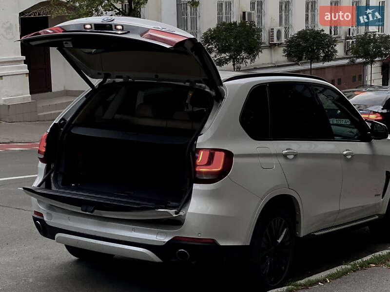 Внедорожник / Кроссовер BMW X5 2015 в Киеве