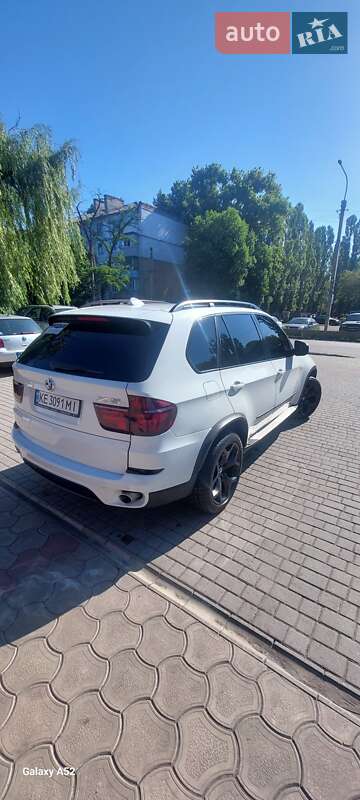 Внедорожник / Кроссовер BMW X5 2012 в Першотравенске