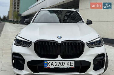 Позашляховик / Кросовер BMW X5 2021 в 