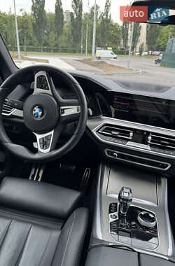 Позашляховик / Кросовер BMW X5 2021 в 