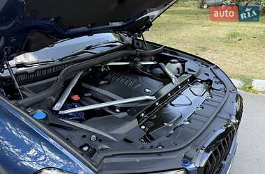Позашляховик / Кросовер BMW X5 2019 в 