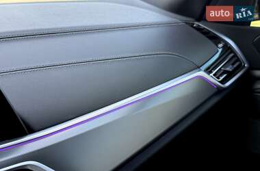 Позашляховик / Кросовер BMW X5 2019 в 