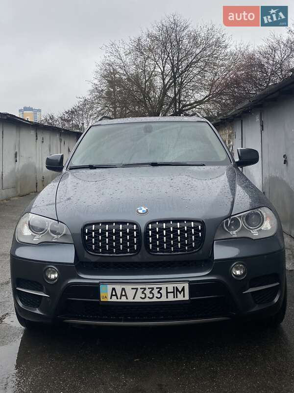 Позашляховик / Кросовер BMW X5 2012 в Києві фото 6 Позашляховик / Кросовер BMW X5 2012 в Києві