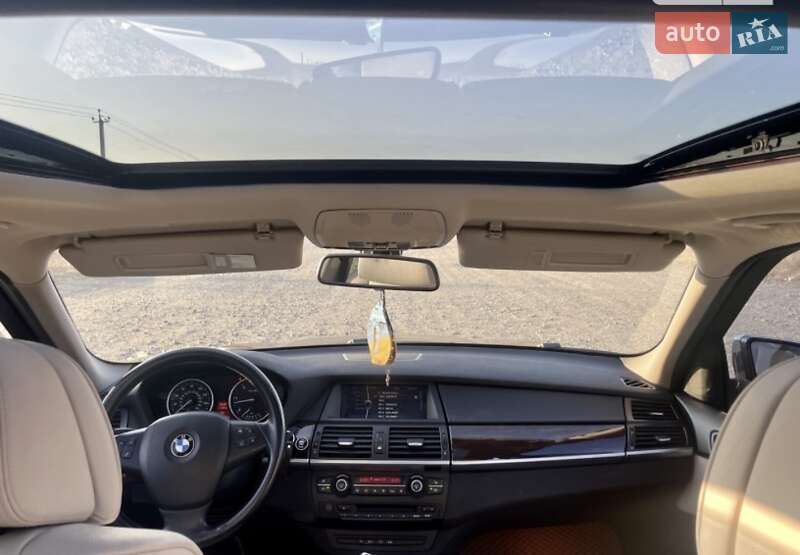 Позашляховик / Кросовер BMW X5 2012 в Києві фото 16 Позашляховик / Кросовер BMW X5 2012 в Києві