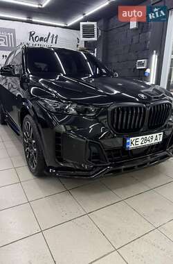 Позашляховик / Кросовер BMW X5 2024 в Дніпрі