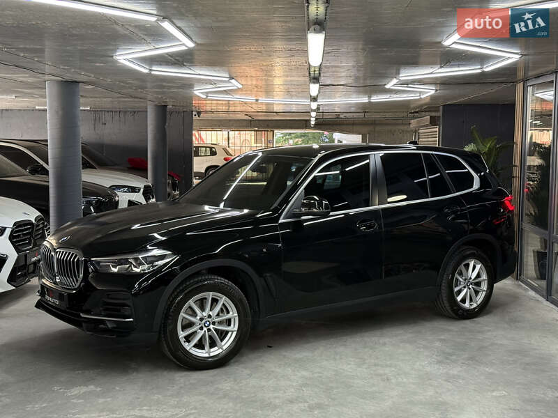 Внедорожник / Кроссовер BMW X5 2022 в Одессе