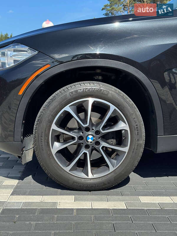 Внедорожник / Кроссовер BMW X5 2016 в Львове
