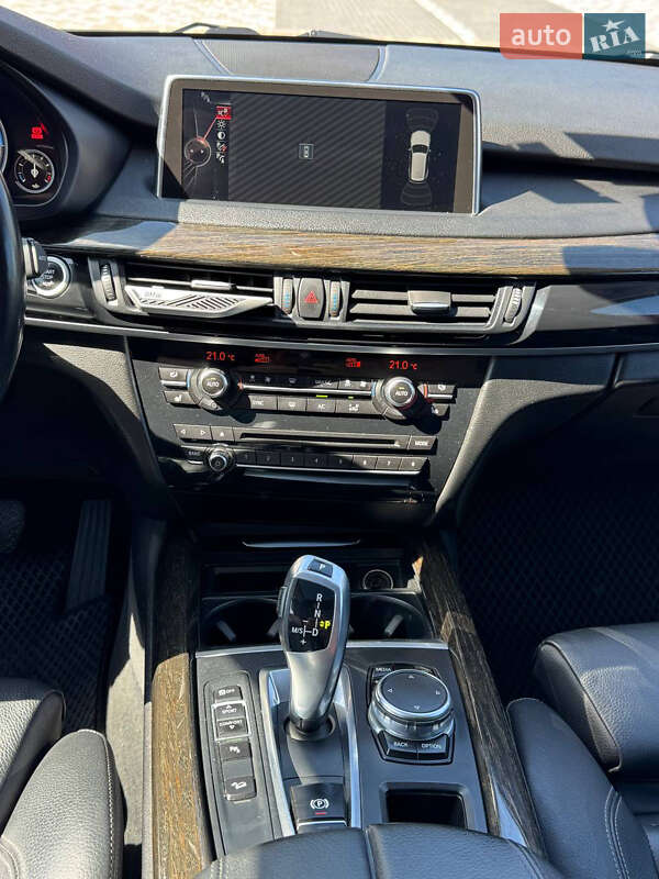 Внедорожник / Кроссовер BMW X5 2016 в Львове
