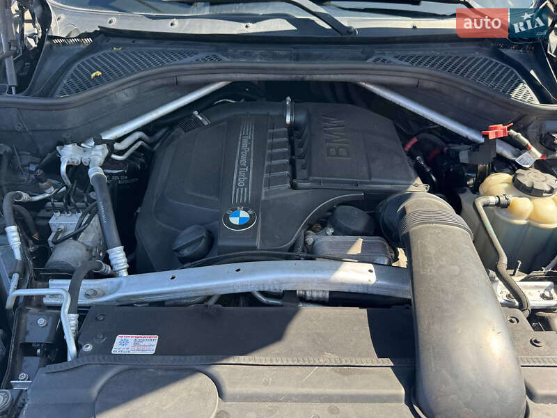 Внедорожник / Кроссовер BMW X5 2016 в Львове