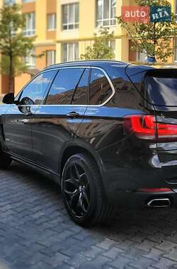 Позашляховик / Кросовер BMW X5 2017 в 