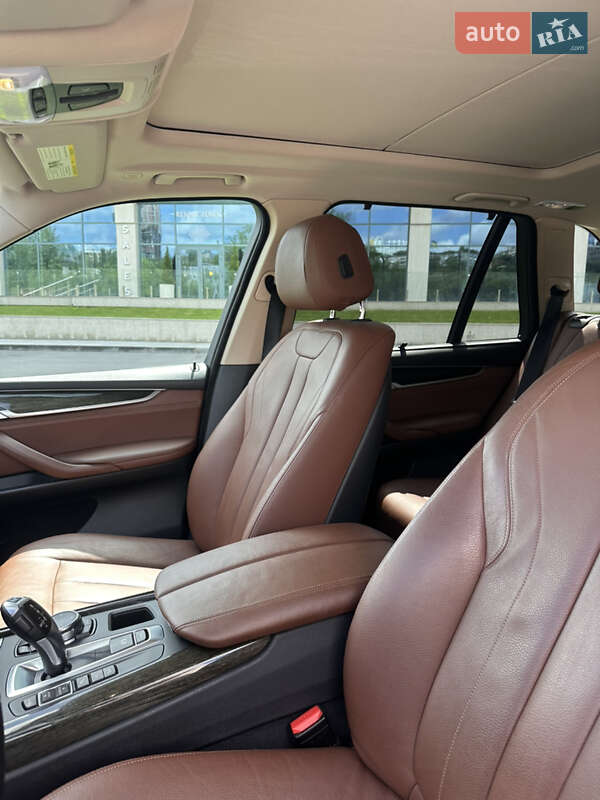 Позашляховик / Кросовер BMW X5 2015 в Дніпрі