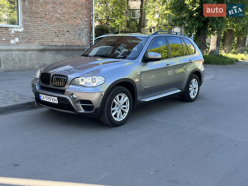 Внедорожник / Кроссовер BMW X5 2012 в Хмельницком