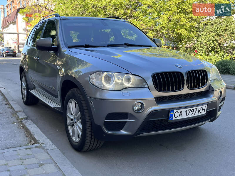 Внедорожник / Кроссовер BMW X5 2012 в Хмельницком