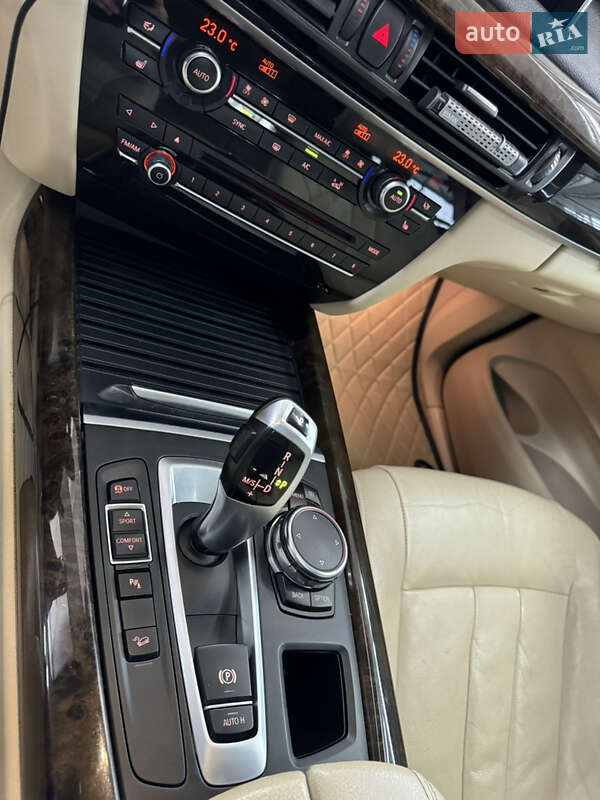 Позашляховик / Кросовер BMW X5 2015 в Чернівцях фото 14 Позашляховик / Кросовер BMW X5 2015 в Чернівцях