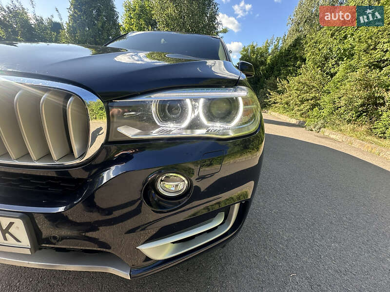 Внедорожник / Кроссовер BMW X5 2014 в Ровно