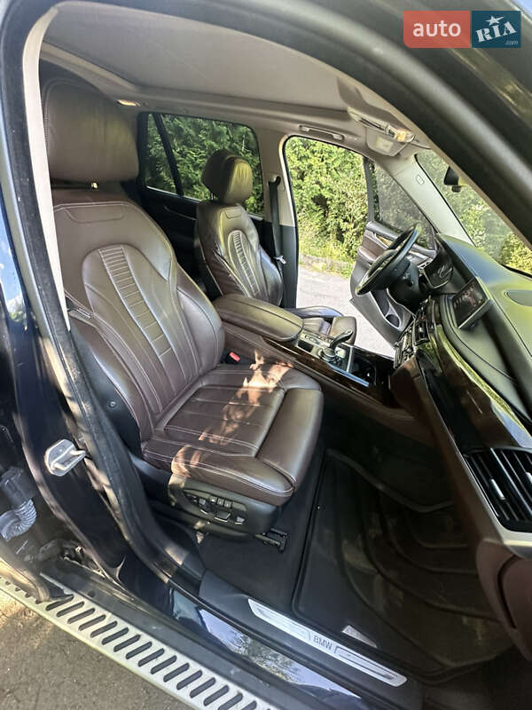 Внедорожник / Кроссовер BMW X5 2014 в Ровно