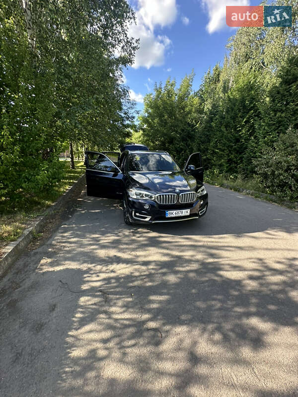 Внедорожник / Кроссовер BMW X5 2014 в Ровно