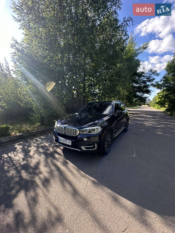 Внедорожник / Кроссовер BMW X5 2014 в Ровно