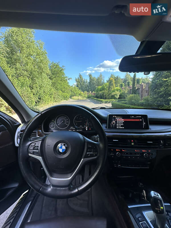 Внедорожник / Кроссовер BMW X5 2014 в Ровно