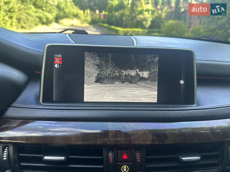 Внедорожник / Кроссовер BMW X5 2014 в Ровно