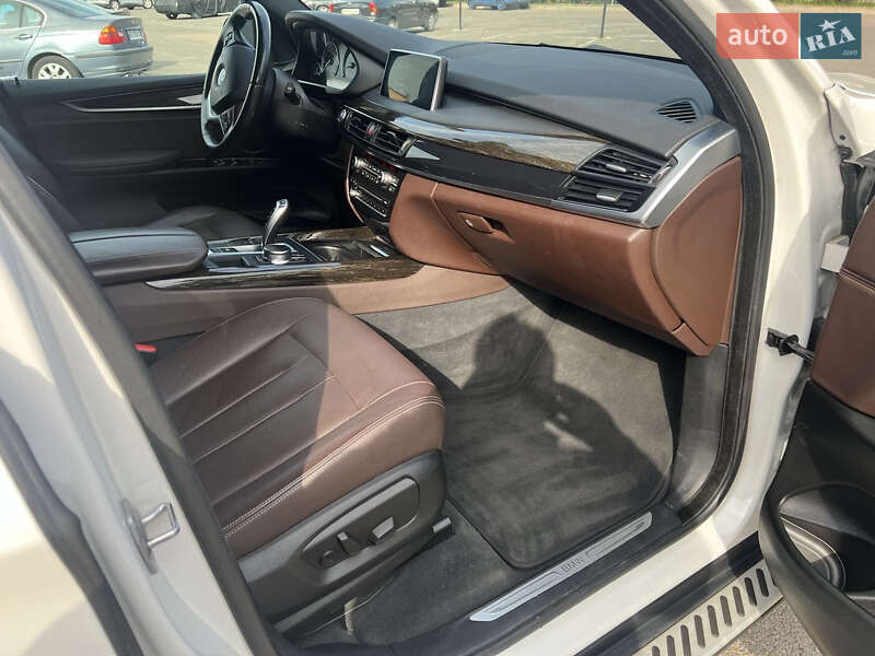 Позашляховик / Кросовер BMW X5 2016 в Києві