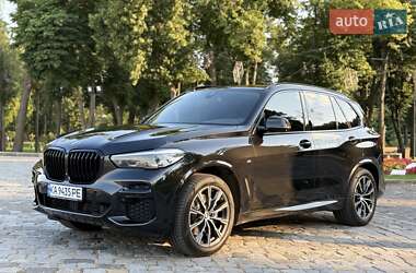 Внедорожник / Кроссовер BMW X5 2022 в Киеве