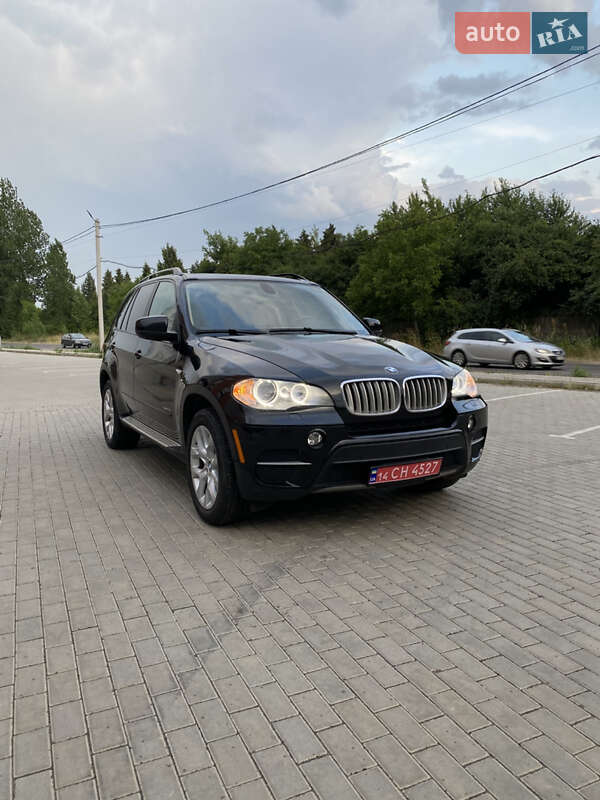 Позашляховик / Кросовер BMW X5 2012 в 