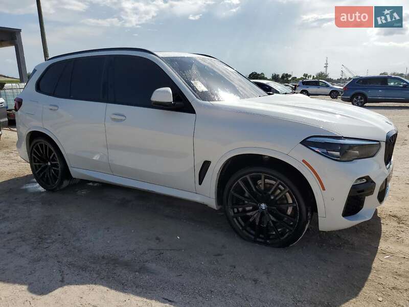 Внедорожник / Кроссовер BMW X5 2021 в Одессе