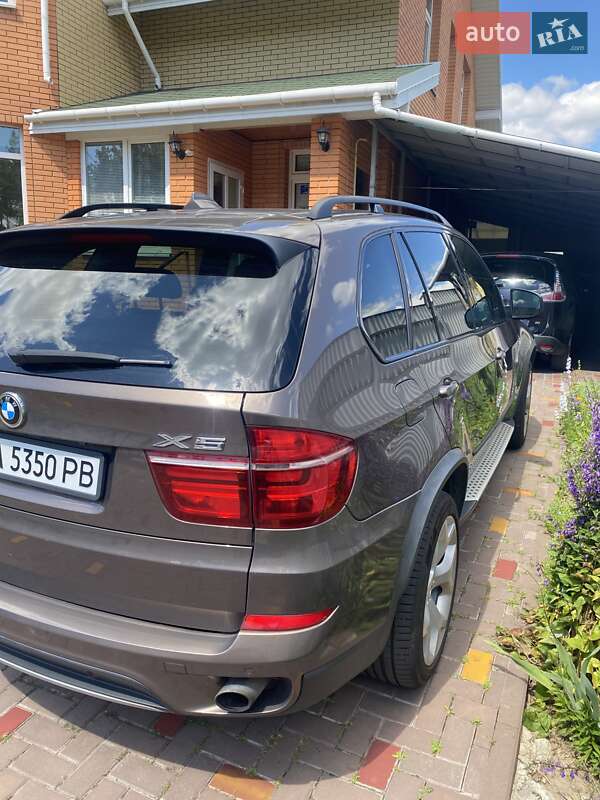 Внедорожник / Кроссовер BMW X5 2012 в Киеве