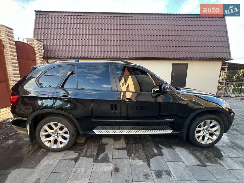 Внедорожник / Кроссовер BMW X5 2011 в Днепре