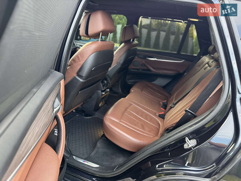 Внедорожник / Кроссовер BMW X5 2015 в Ровно