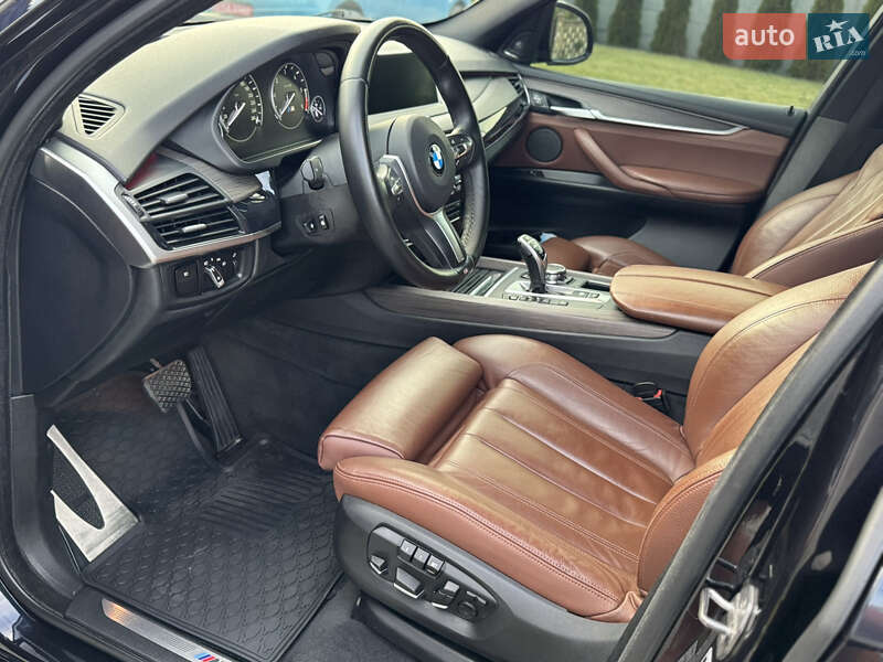 Внедорожник / Кроссовер BMW X5 2015 в Ровно