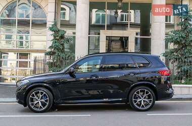 Внедорожник / Кроссовер BMW X5 2019 в 