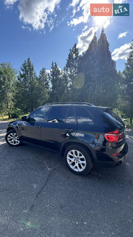 Внедорожник / Кроссовер BMW X5 2012 в Ладыжине