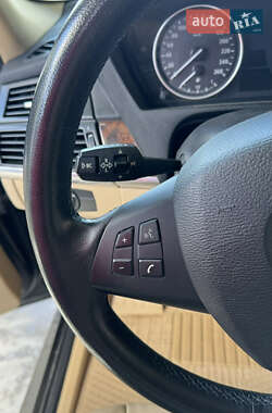Внедорожник / Кроссовер BMW X5 2012 в 