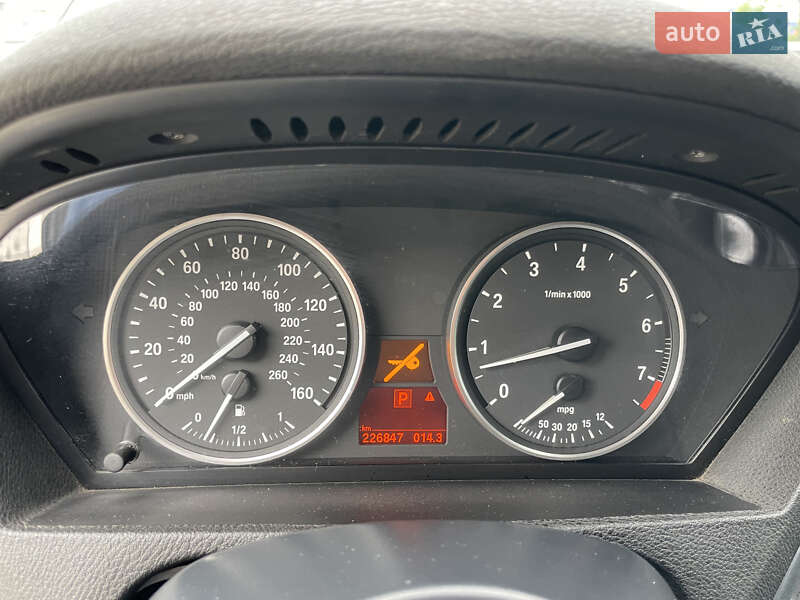 Внедорожник / Кроссовер BMW X5 2012 в Львове