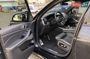 Внедорожник / Кроссовер BMW X5 2021 в 