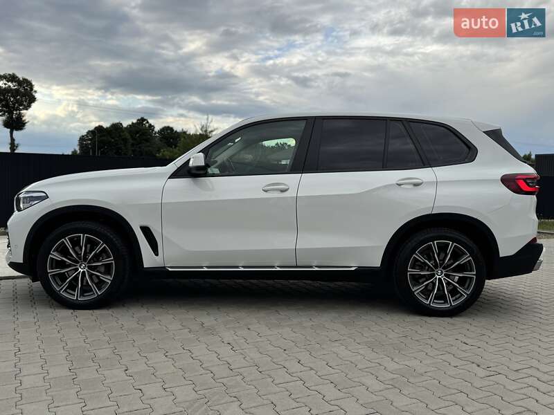 Внедорожник / Кроссовер BMW X5 2021 в Стрые
