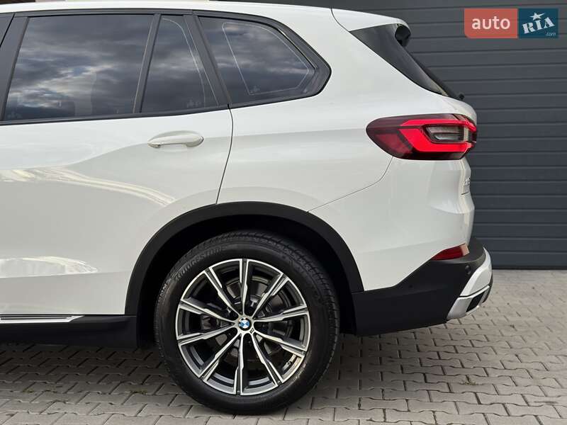 Внедорожник / Кроссовер BMW X5 2021 в Стрые