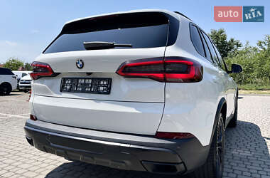 Позашляховик / Кросовер BMW X5 2019 в 
