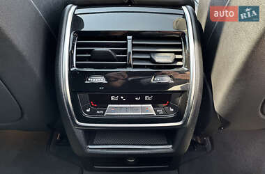Позашляховик / Кросовер BMW X5 2019 в 