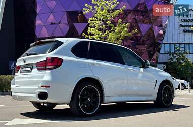 Позашляховик / Кросовер BMW X5 2016 в 