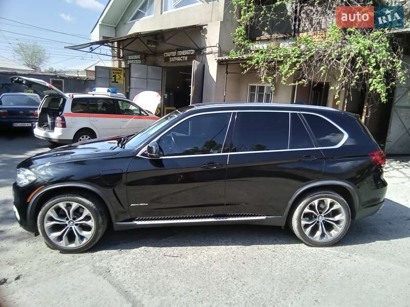 Внедорожник / Кроссовер BMW X5 2016 в 
