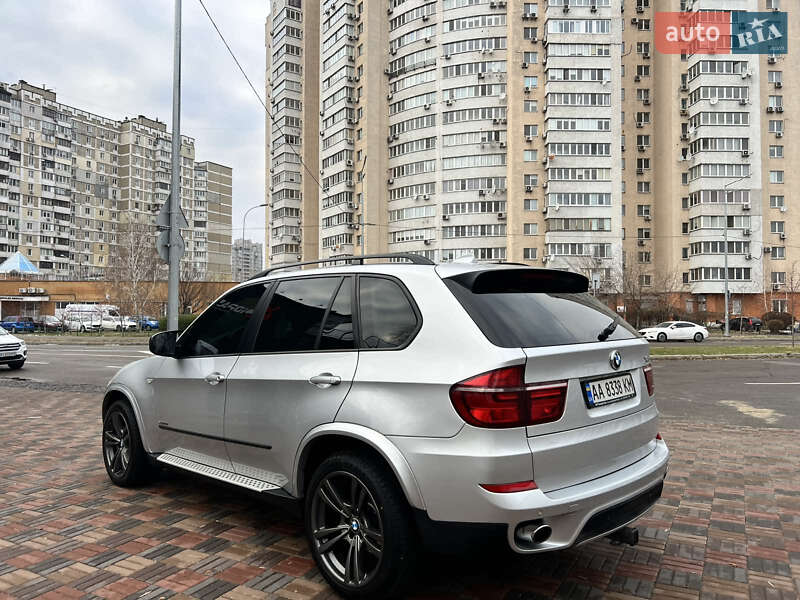 Внедорожник / Кроссовер BMW X5 2011 в Вознесенске