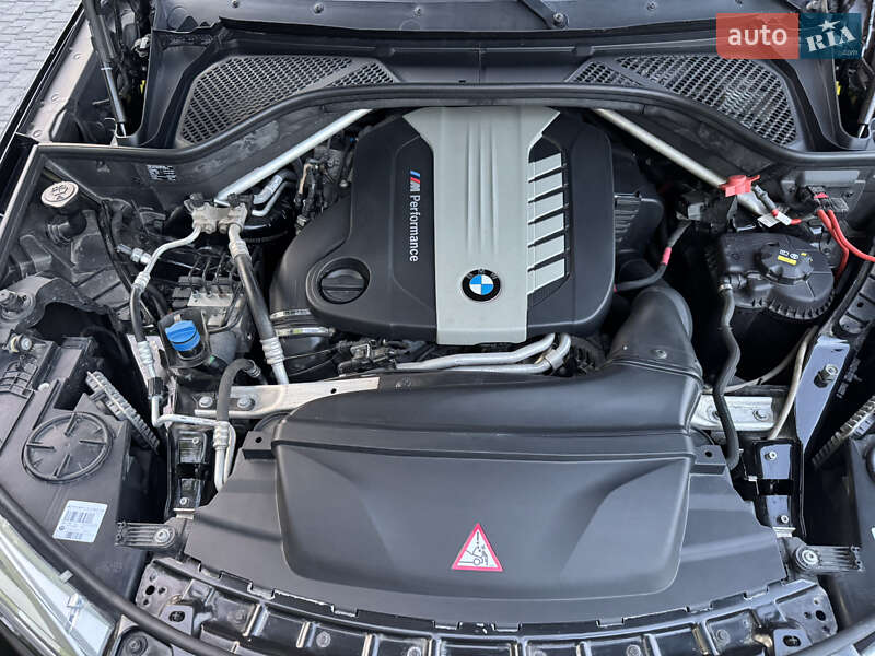 Внедорожник / Кроссовер BMW X5 2016 в Звягеле